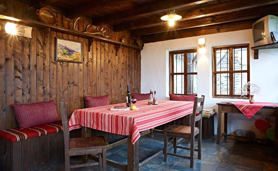 The House With The Vine Guest House Scherawna Exterior foto